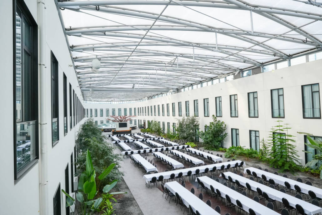 2026_Atrium_weisse_Tafeln-7