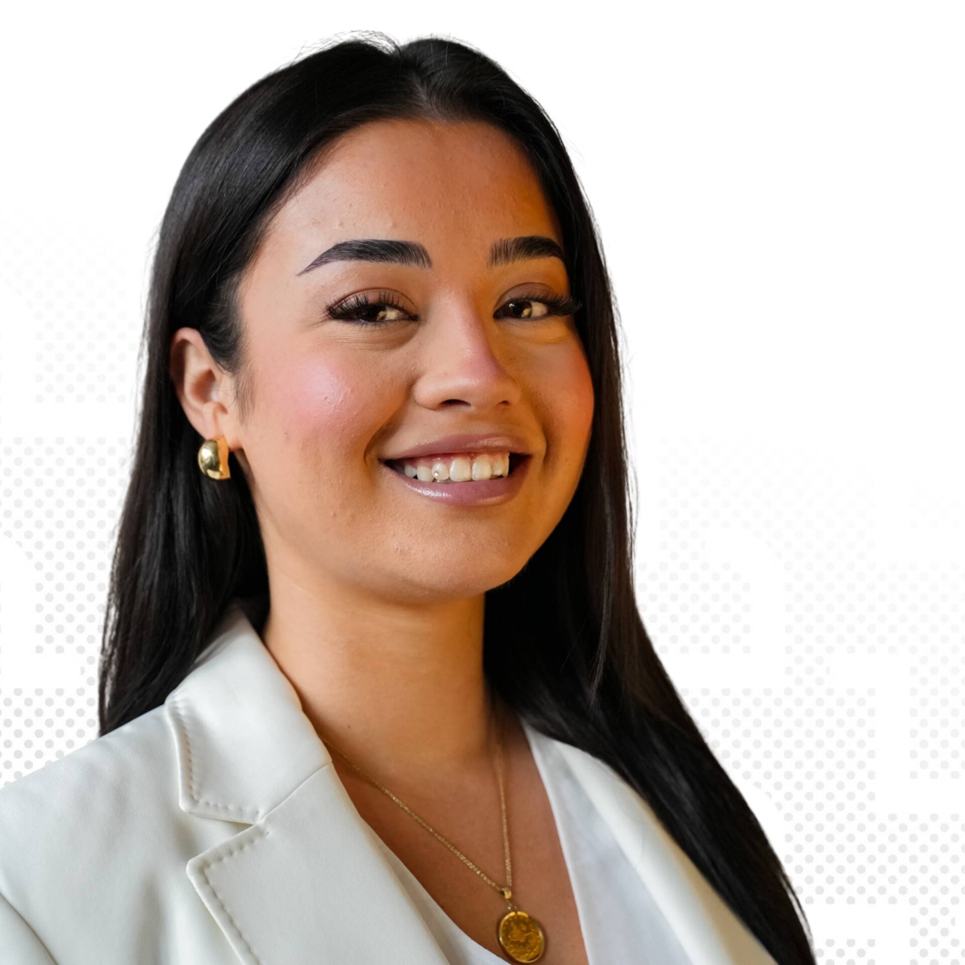 A professional business portrait of Leonita Etehemi in front of a light-coloured background.